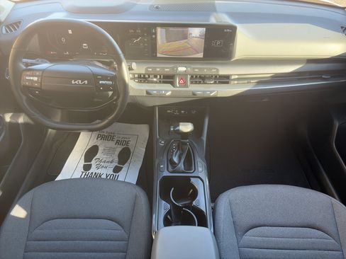Used 2025 Kia K4 EX FWD image 19
