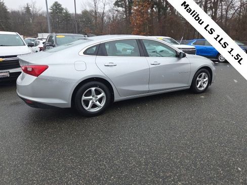 Used 2017 Chevrolet Malibu LS image 6