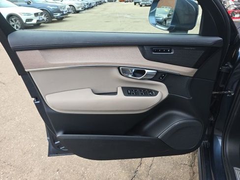 Certified 2025 Volvo XC90 B5 Plus image 26