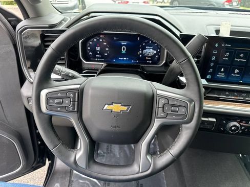 Used 2026 Chevrolet Silverado 1500 LT AWD/4WD image 34