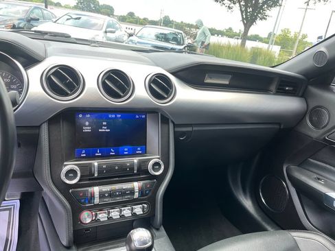 Used 2022 Ford Mustang GT Premium w/ Black Accent Package RWD image 27