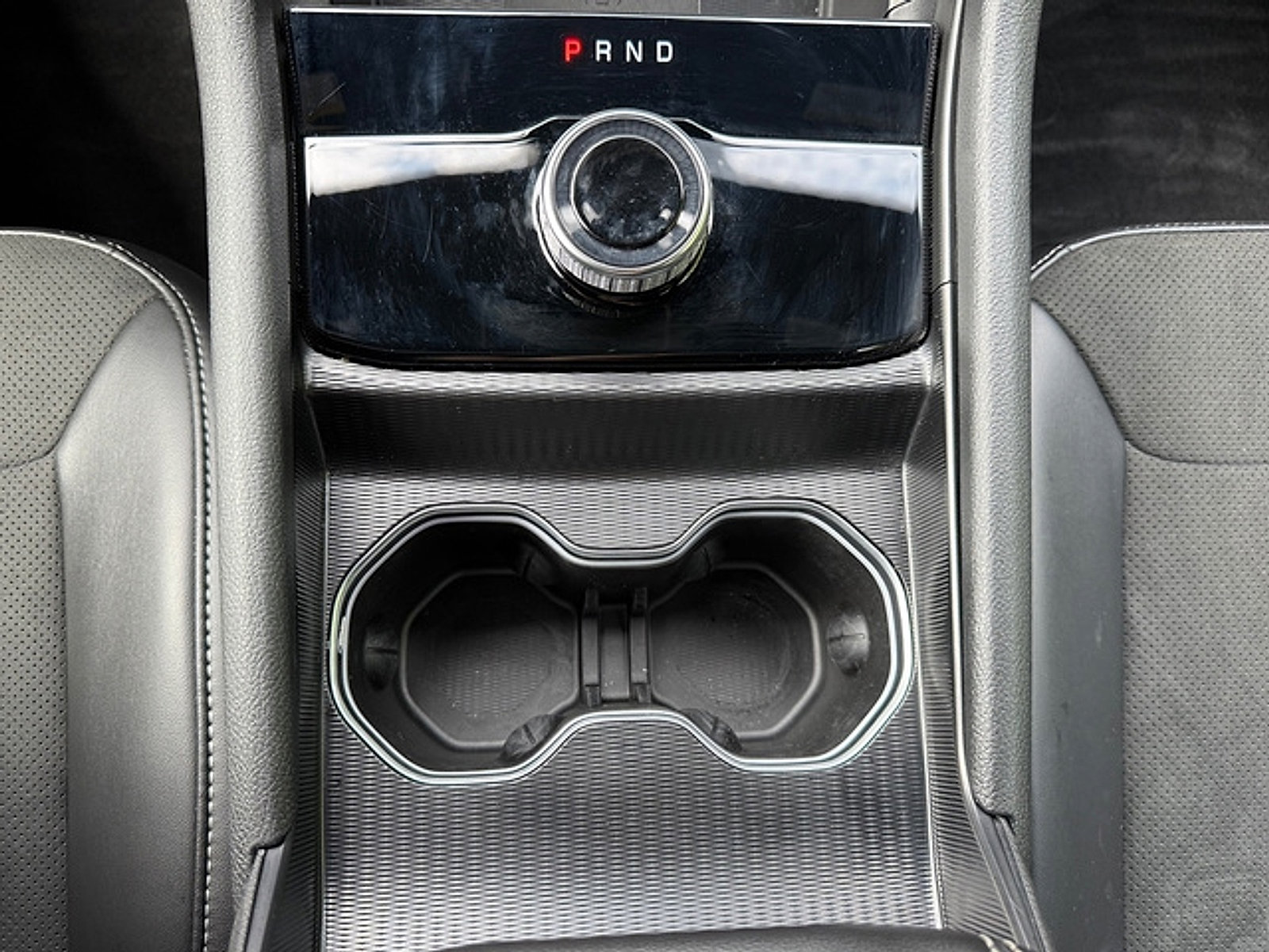 Used 2025 Jeep Grand Cherokee Altitude AWD/4WD image 28