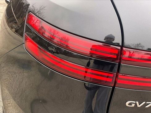 Used 2025 Genesis GV70 2.5T image 29