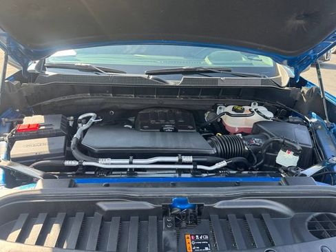 Used 2023 Chevrolet Silverado 1500 LT AWD/4WD image 20