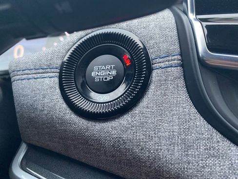 Used 2024 Jeep Compass Latitude image 22