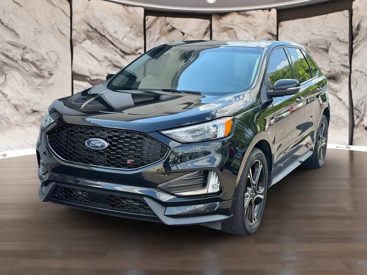 Used 2019 Ford Edge ST w/ Convenience Package AWD/4WD image 3