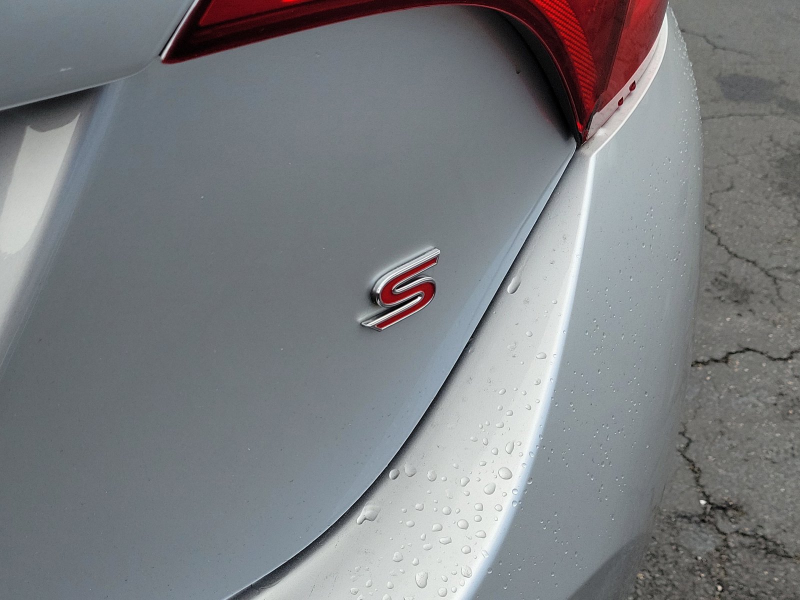Used 2016 Toyota Corolla S FWD image 8