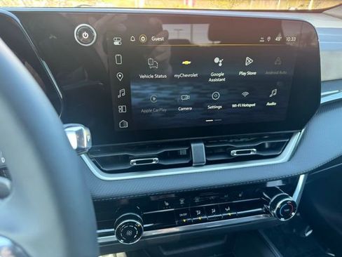 New 2026 Chevrolet Equinox LT AWD/4WD image 2