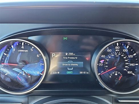 Certified 2023 Kia Carnival LX image 22