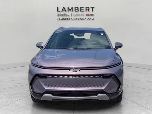 Used 2024 Chevrolet Equinox EV LT AWD/4WD image 8