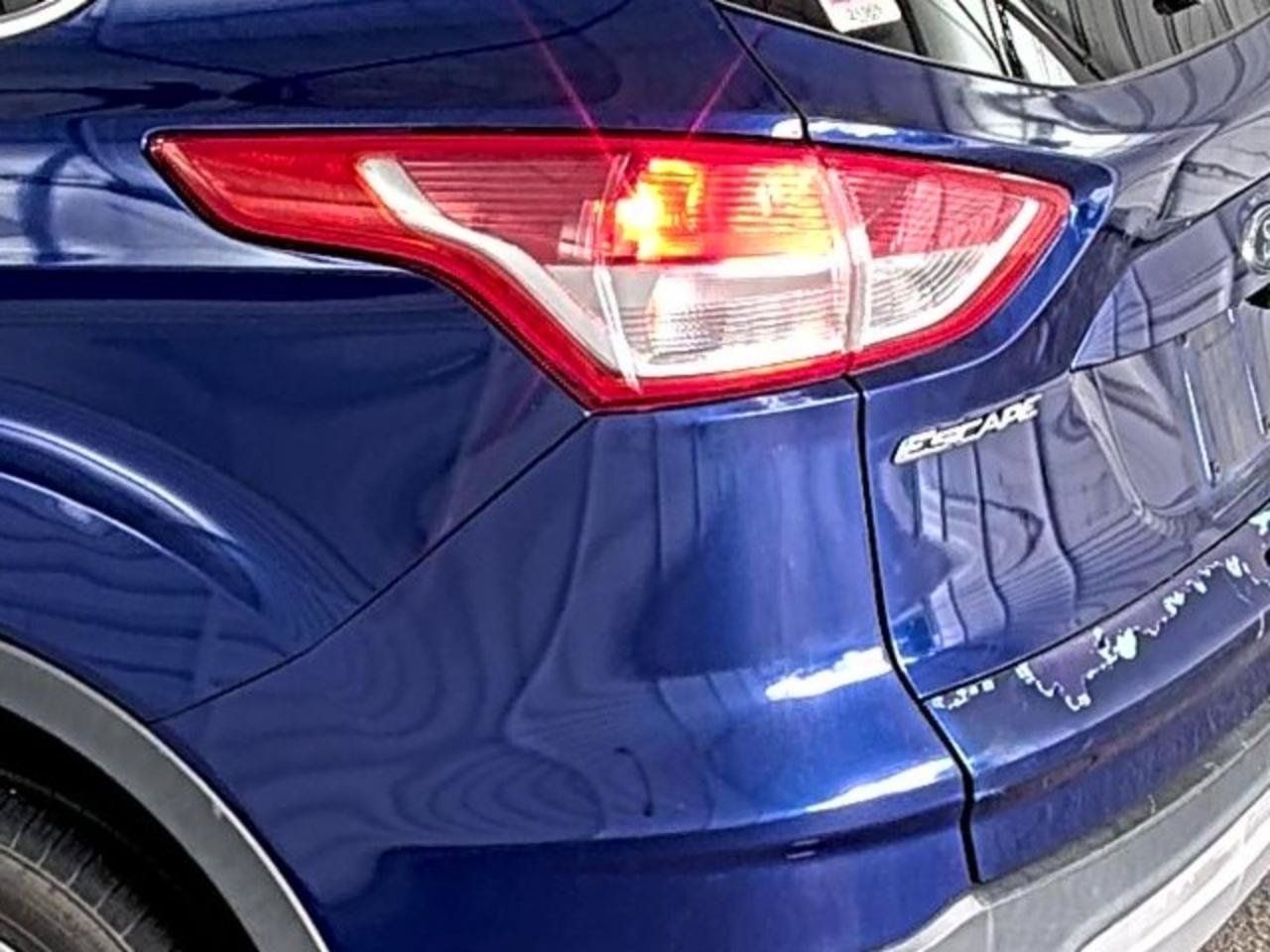 Used 2013 Ford Escape SE FWD image 9
