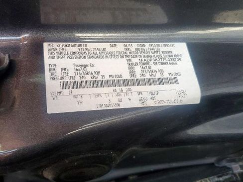 Used 2015 Ford Focus SE FWD image 16