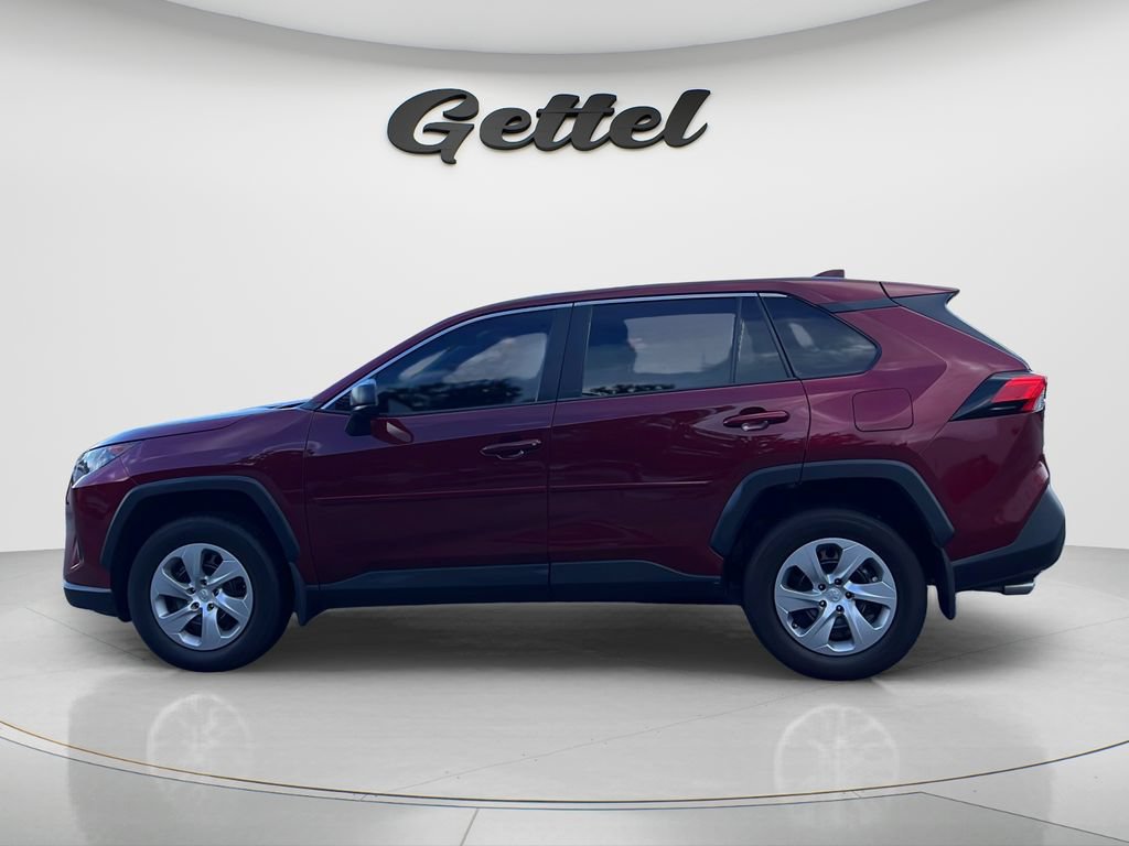 Used 2022 Toyota RAV4 LE AWD/4WD image 8