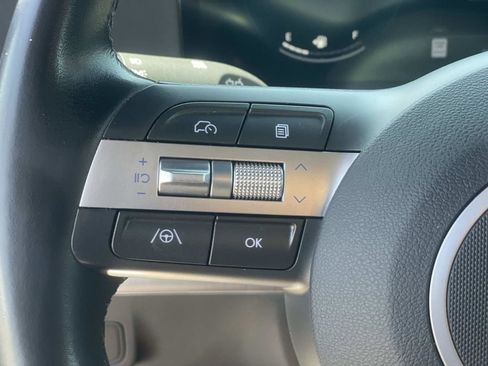 Used 2024 Hyundai Kona SEL AWD/4WD image 8