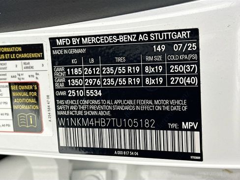 Used 2026 Mercedes-Benz GLC 300 4MATIC image 33