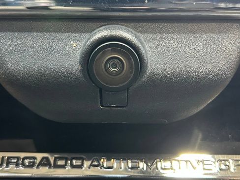 Used 2023 Ford Explorer XLT w/ Equipment Group 202A AWD/4WD image 29