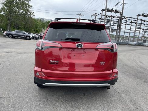 Used 2016 Toyota RAV4 XLE AWD/4WD image 4