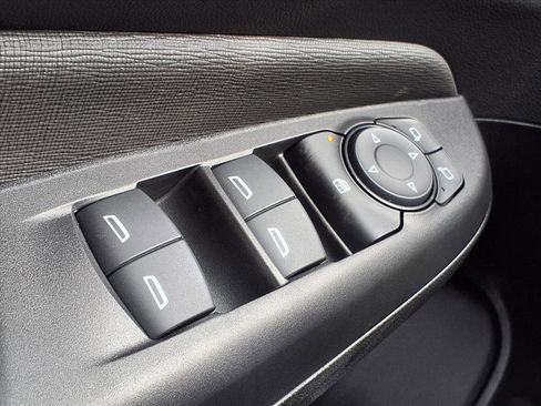 New 2026 Buick Envista Preferred image 13