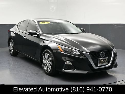 Used 2022 Nissan Altima 2.5 S FWD image 1