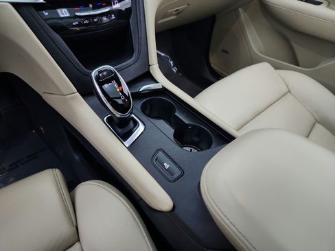 Used 2017 Cadillac XT5 Luxury w/ Driver Awareness Package FWD image 22