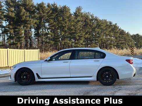 Used 2017 BMW 750i xDrive image 6