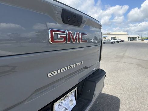 Used 2024 GMC Sierra 2500 AT4 w/ AT4 Premium Plus Package AWD/4WD image 42