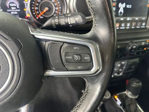Used 2020 Jeep Wrangler Unlimited Sahara image 16