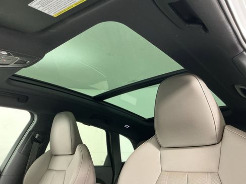 Used 2025 Audi Q5 Premium Plus w/ Premium Plus image 18
