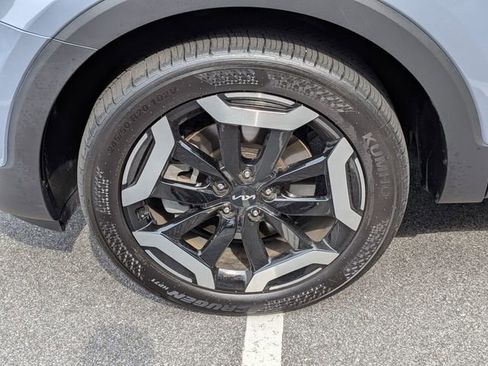 Used 2024 Kia Telluride S FWD image 9
