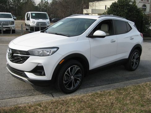 Used 2020 Buick Encore GX Select image 3