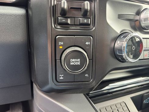 New 2026 Ford F250 Lariat AWD/4WD image 32