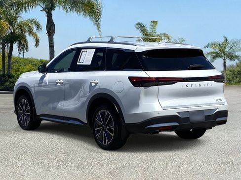 Certified 2026 INFINITI QX60 Luxe w/ Cargo Package FWD image 3