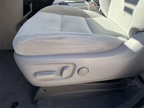 Used 2020 Toyota Sienna LE image 17