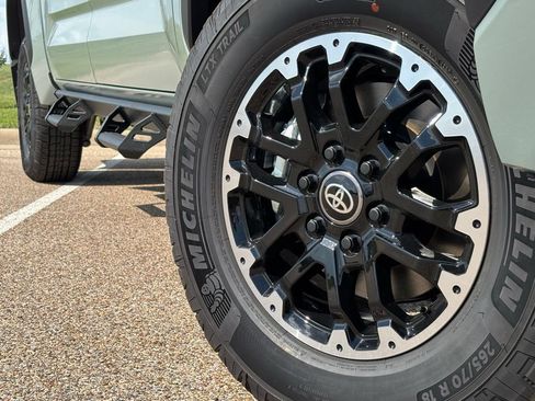 New 2026 Toyota Tundra SR5 AWD/4WD image 2