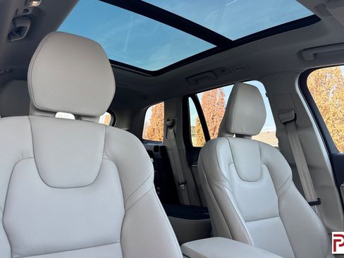Used 2025 Volvo XC90 B6 Plus w/ Protection Package Premier image 21
