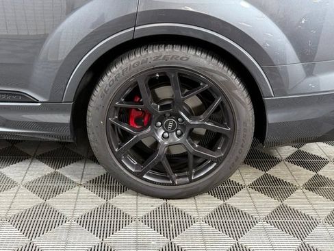 Used 2025 Audi SQ7 Prestige AWD/4WD image 12