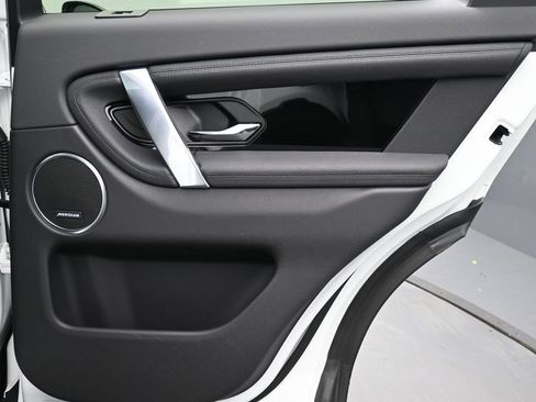 Used 2023 Land Rover Discovery Sport S image 22