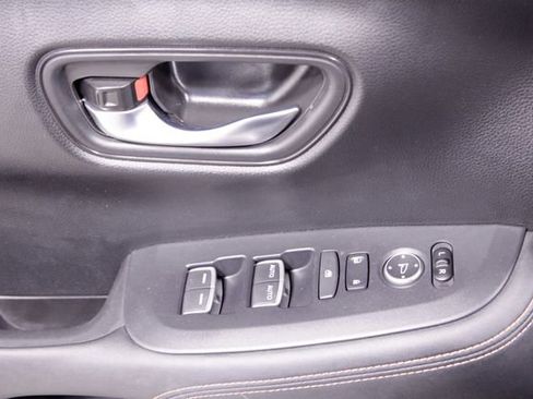 Certified 2024 Honda HR-V Sport image 23