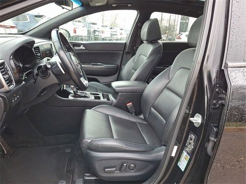 Certified 2022 Kia Sportage Nightfall Edition image 13