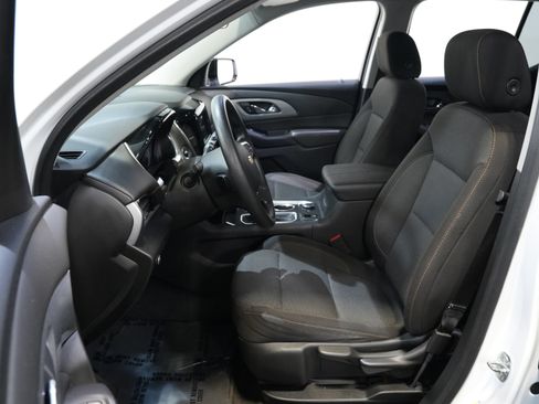 Used 2020 Chevrolet Traverse L FWD image 29