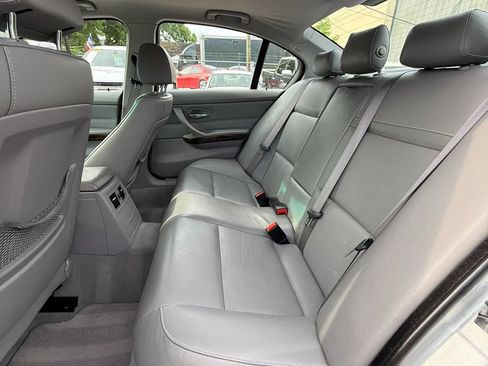 Used 2009 BMW 328i Sedan RWD image 16