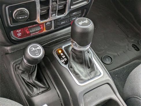 Used 2024 Jeep Wrangler Willys image 20