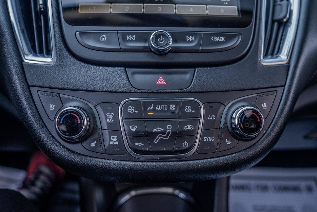 Used 2016 Chevrolet Malibu Premier FWD image 30