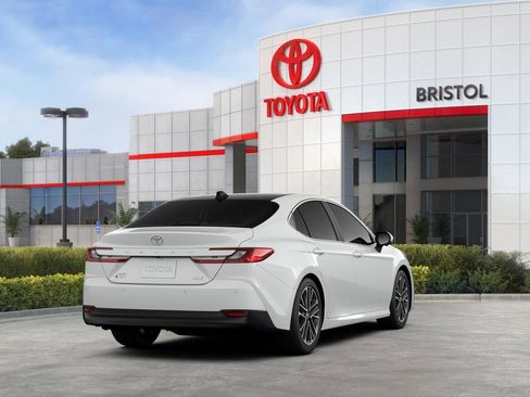 New 2026 Toyota Camry XLE image 24