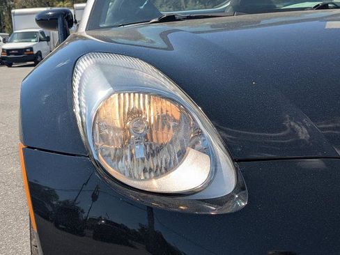 Used 2006 Pontiac Solstice Convertible w/ Power Package RWD image 10