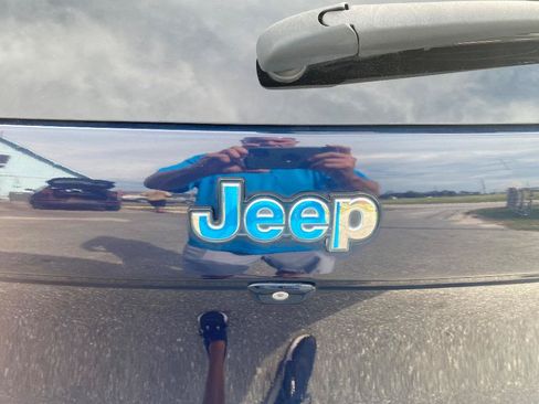 Used 2014 Jeep Cherokee Limited AWD/4WD image 39