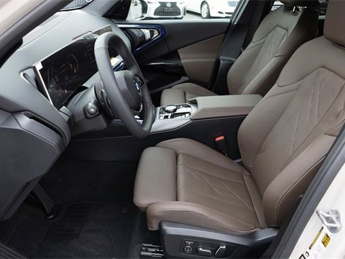 Used 2026 BMW X3 xDrive30 w/ Premium Package image 15