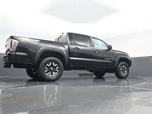 Used 2023 Toyota Tacoma TRD Off-Road w/ Technology Package image 24
