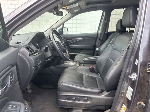 Used 2022 Honda Pilot Special Edition image 3