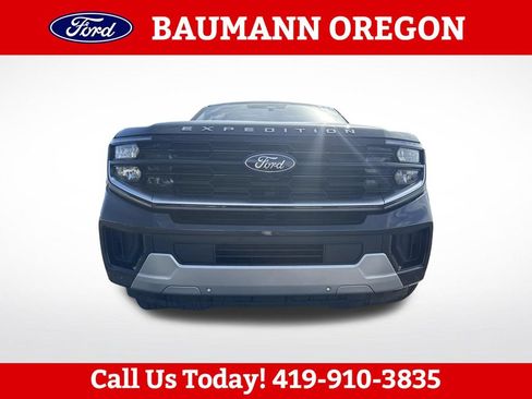 Used 2025 Ford Expedition Platinum AWD/4WD image 15